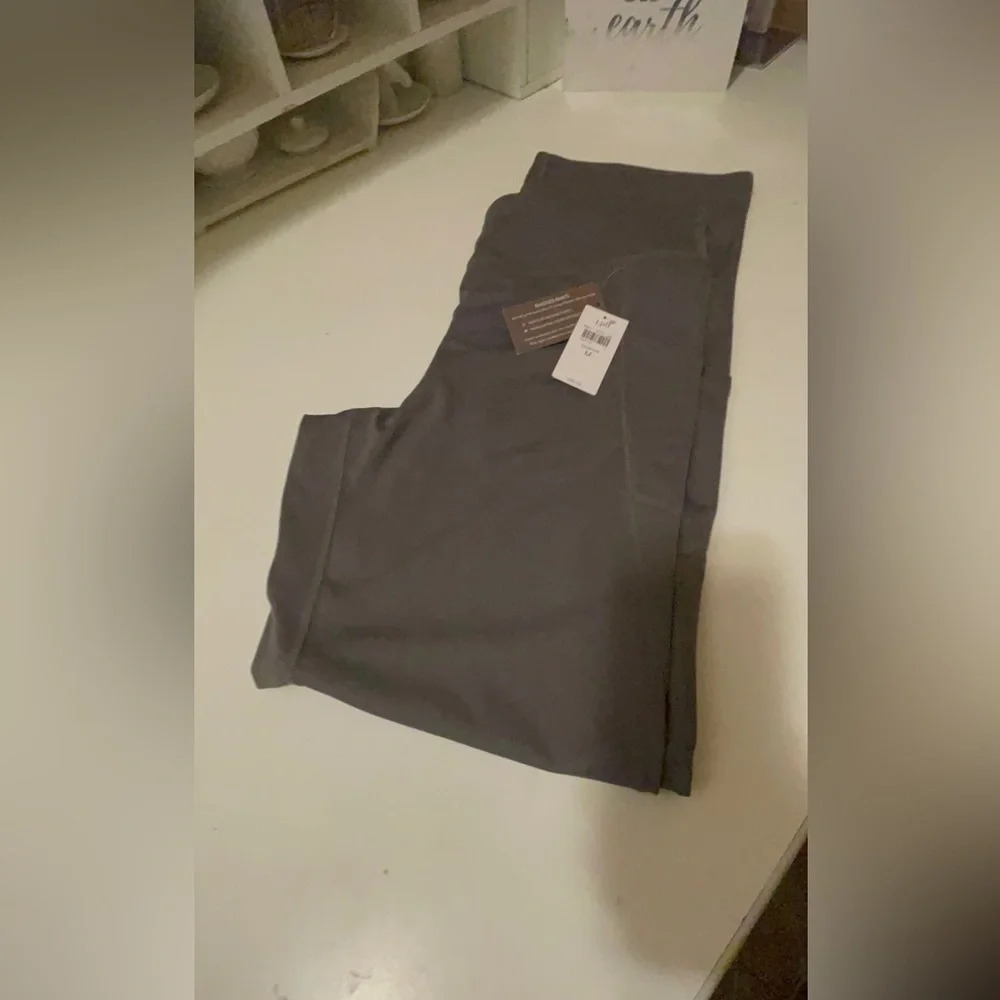 J.Jill fit brand new 9 inches flare sport pants. Gray color